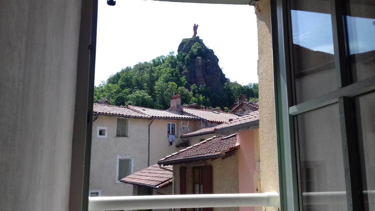 Le Petit St Jacques Appartement Le Puy-en-Velay Buitenkant foto